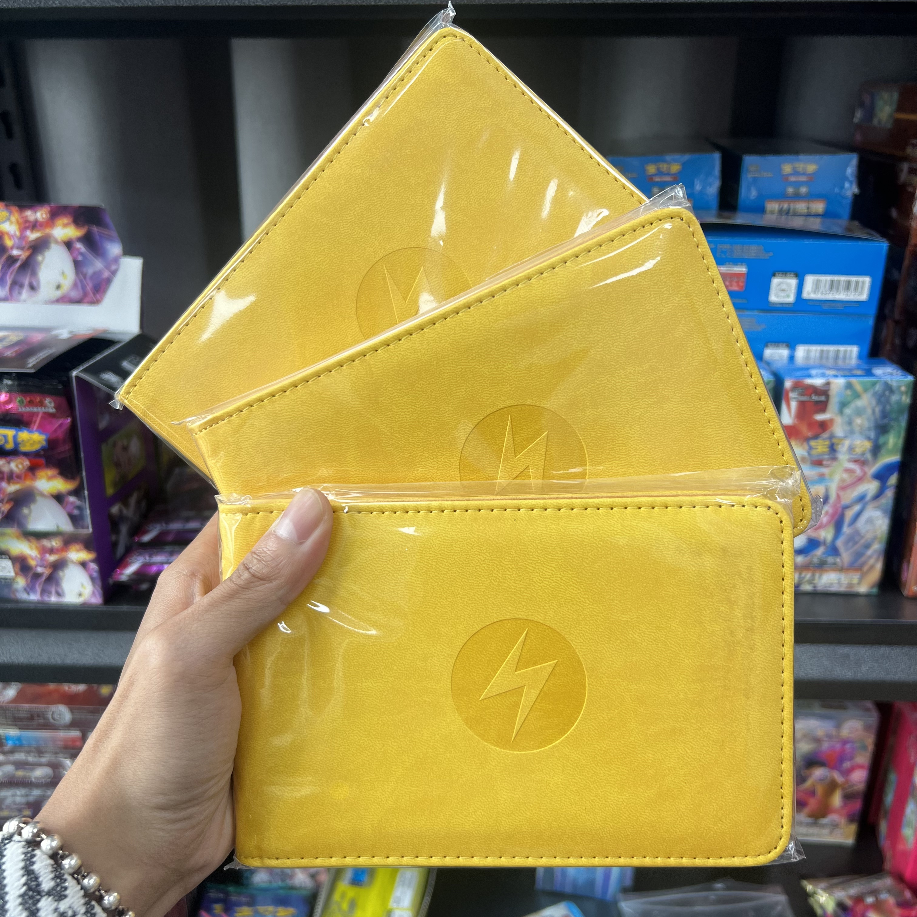 New in Stock Anime Ptcg Huiyao - Renewable Energy Books のレビューと価格